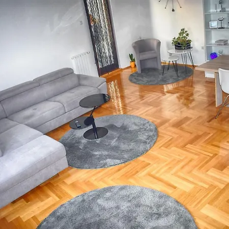 Apartment De Lux Apartman Katarina *